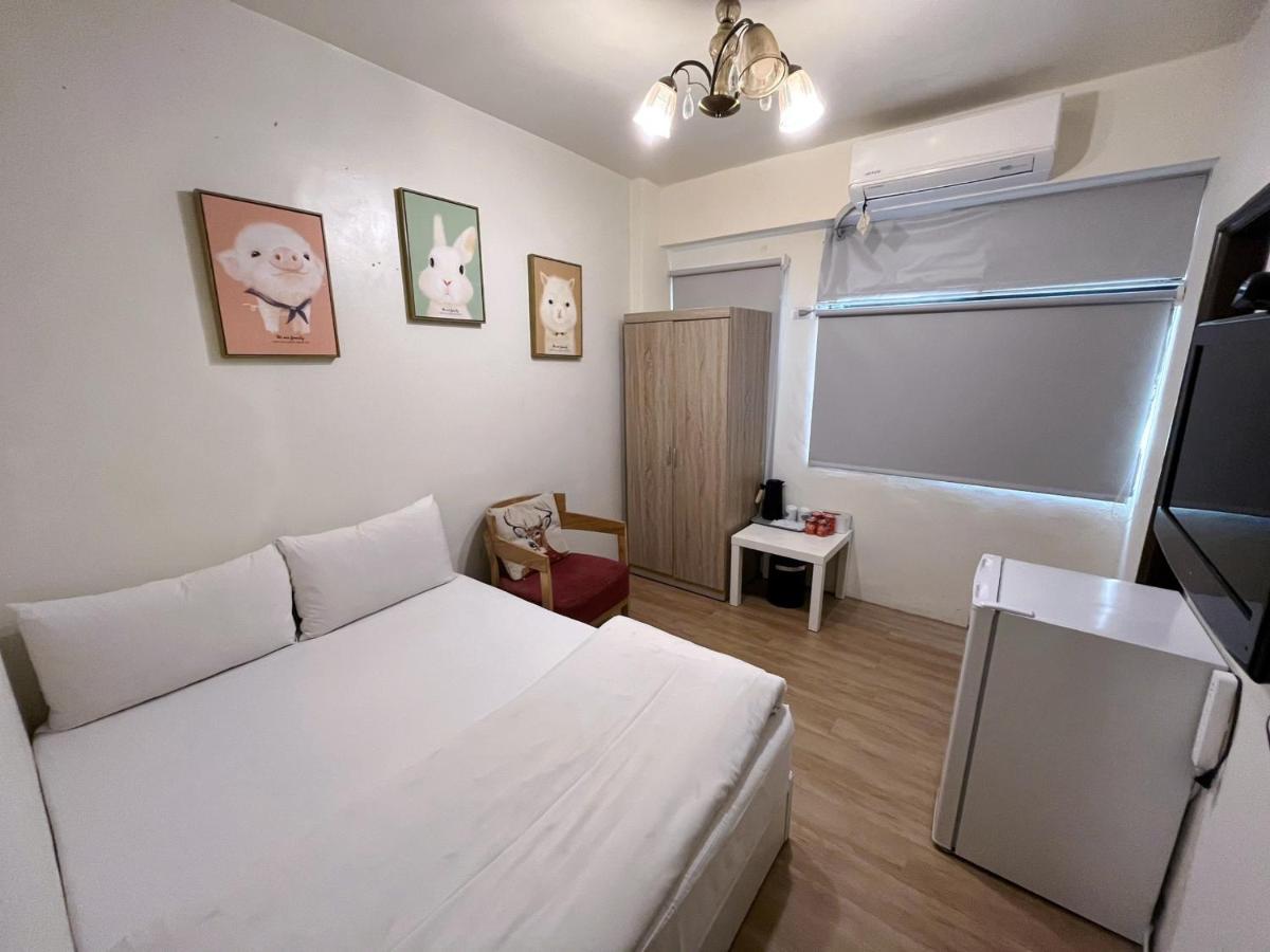 Fengchia Fun House Apartment Taichung Bagian luar foto