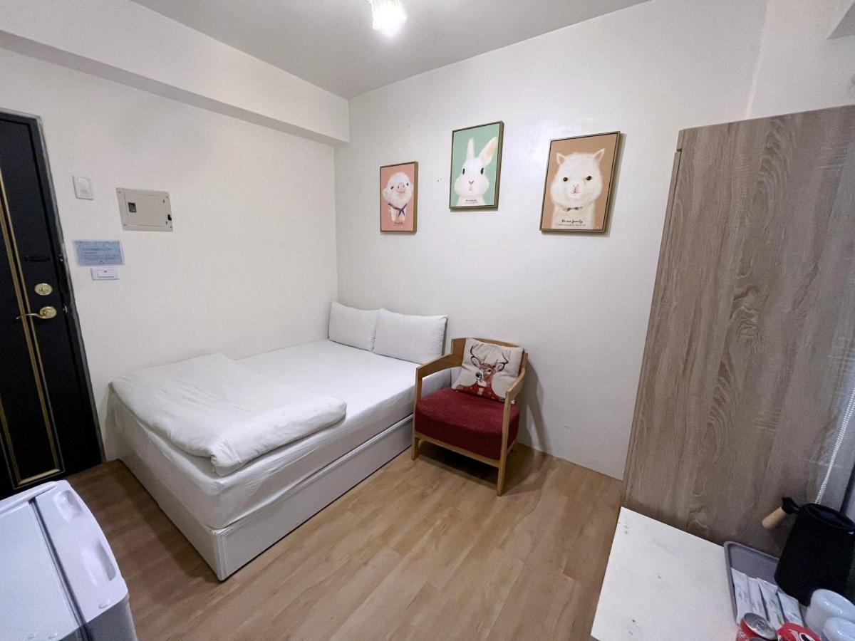 Fengchia Fun House Apartment Taichung Bagian luar foto